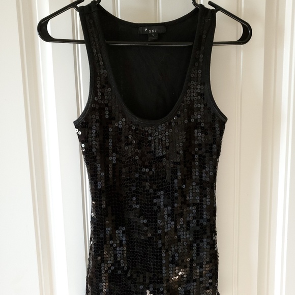 Forever 21 Tops - 5/$13 XXI Sequined Tank